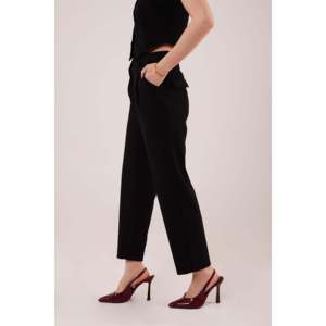Pantalon décontracté Lustrin pour femme avec détail poche à fermeture – Mélange polyester polyviscose pour commandes en gros - Product Image 2