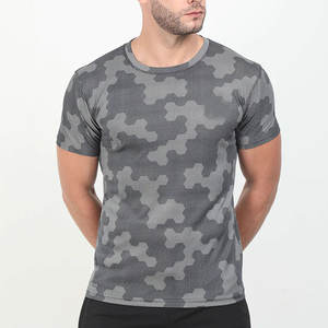 Camiseta Sublimada de Nuevo Diseño de Fabricantes Pakistaníes, Poliéster de la Mejor Calidad, Ecológica, de Secado Rápido y Transpirable para Hombre - Product Image 1