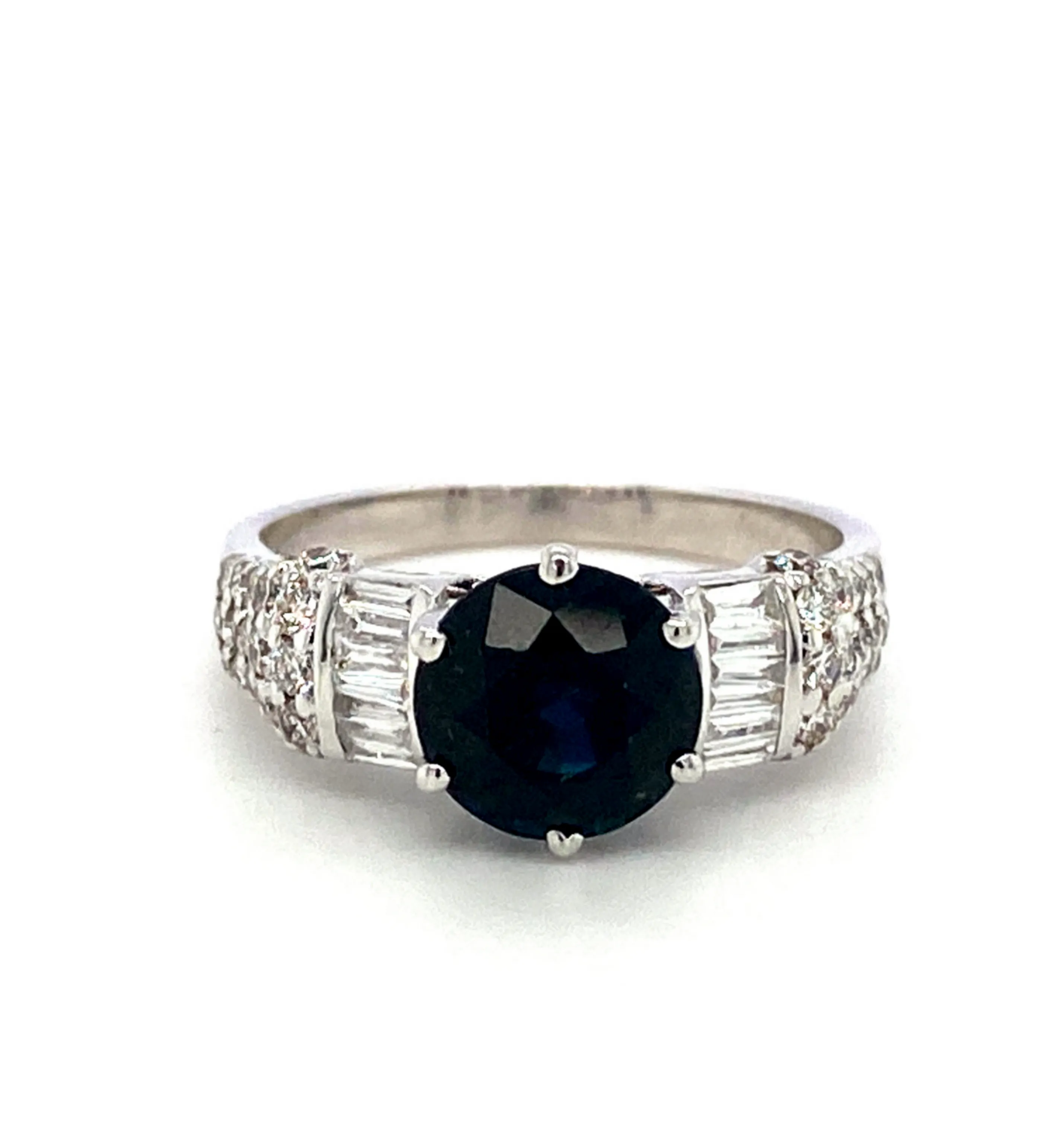 Dark Blue Luxury Sapphire with Diamonds Wedding Ring for Women Royal Engagement Ring in 18K White Gold Antique Gemstone jewelry