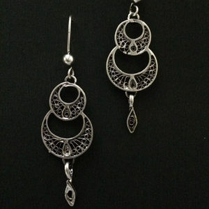 ต่างหูเม็ดเดี่ยวออกซิไดซ์10ชิ้นที่สง่างามสำหรับผู้หญิงเครื่องประดับอินเดียแวววาวแวววาวแวววาวแวววาวจากผู้ผลิตโดยตรง - Product Image 1