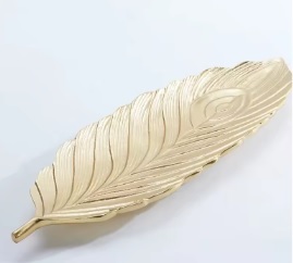 Plateau de service en forme de feuille en aluminium de haute qualité Vaisselle élégante écologique pour les événements à la maison pour servir des collations d'apéritifs - Product Image 6