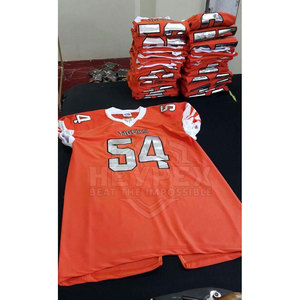 Maillot de football américain à manches courtes personnalisable respirant et sublimation en ligne avec nom de l'équipe en vente - Product Image 6