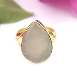 Mode moderne 24K Plaqué Or Quartz Rose Poire Forme Pierres Précieuses Lunette Anneau de Réglage fabriqués à la main Femmes En Gros Anneaux Bijoux - Product Image 1