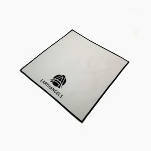 Popular Custom Microfiber Square Sport Gym Towel With Silk Screen Print Design