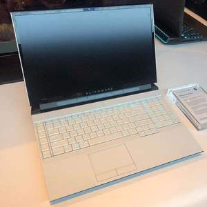 ข้อเสนอล่าสุดสำหรับ X17เอเลี่ยนของแท้ R2แล็ปท็อปการเล่นเกม12th เจน I9อุตสาหกรรม ODM ปรับแต่งได้ - Product Image 3