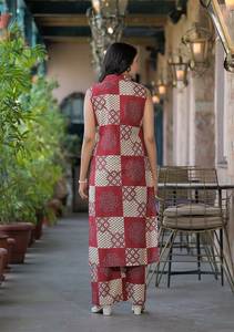 Launch New Heavy Poly Reyon With Digital Print <b>Kurti</b>& Pent Set <b>For</b> Office& Regular Day Wear <b>Women</b> Cloth From SIE Supplier - Product Image 2