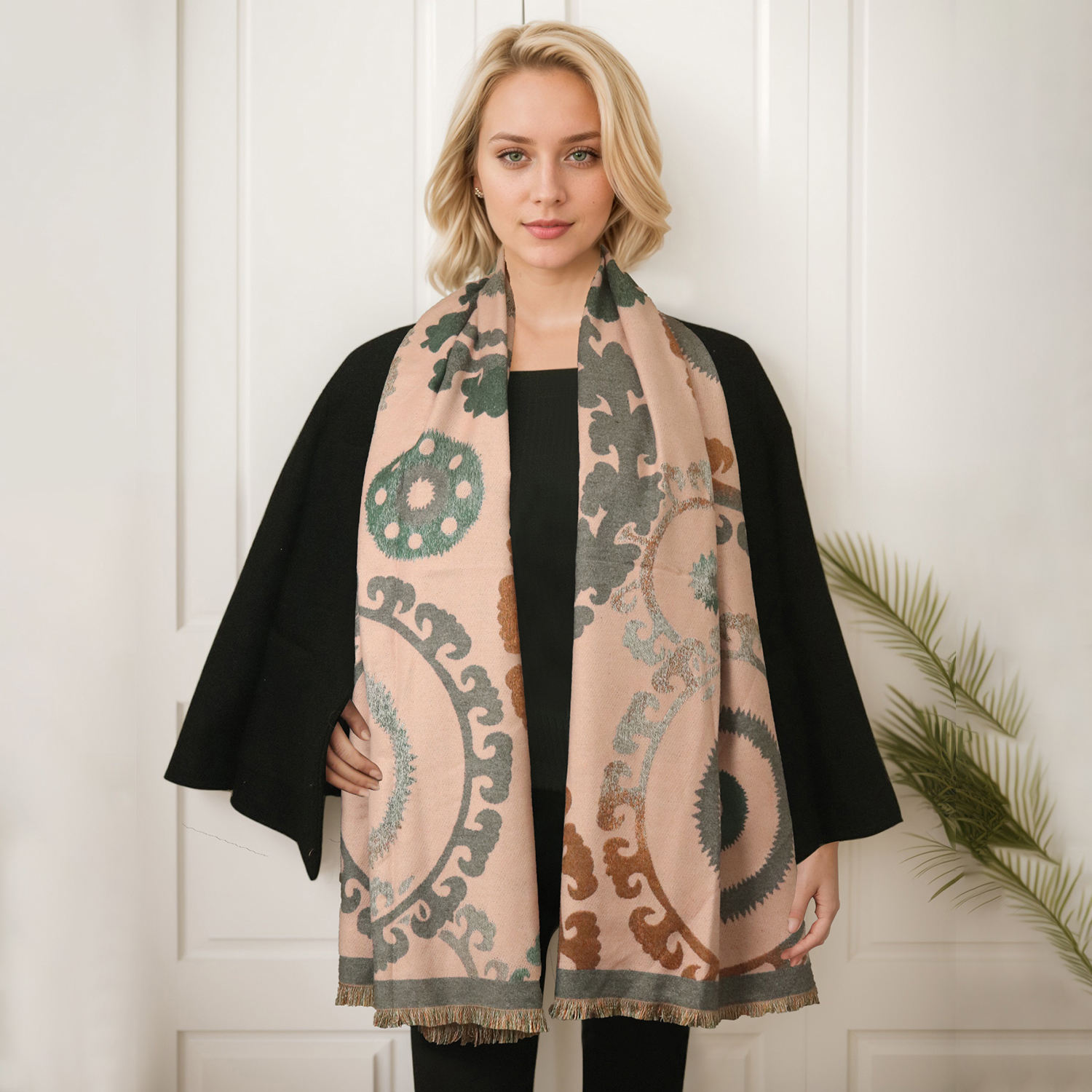 สีชมพูอมเทา