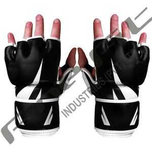 Gants de sparring de haute qualité entraînement professionnel MMA Muay Thai Sparring gants de boxe en cuir Pu - Product Image 1