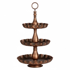 Support à gâteau de qualité supérieure, finition or antique, revêtement en poudre, plateau de service en métal à un étage, présentoir à desserts et cupcakes en vente - Product Image 4