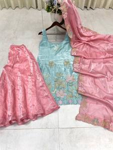 TOP DE CRÉATEUR AVEC BRODERIE ET PLAZZO AVEC DUPATTA - Product Image 2