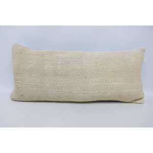 Almohada de lana minimalista de 16x36 pulgadas de color blanco roto con tejido texturizado vintage sutil estampado - Product Image 1