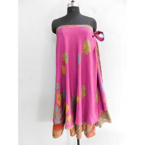 Jupe longue en soie vintage réversible Lavinas, faite à la main, style bohème hippie, double couche, à motifs floraux, respirante et magique pour femmes - Product Image 4