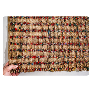 Tapis en jute naturel multicolore tissé à la main avec fil PET Tapis écologique durable pour chambre à coucher, salon et décoration intérieure - Product Image 2