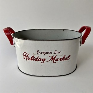 Jardinière de cour Holly Bell en finition rustique idéale pour les présentoirs floraux de porte d'entrée et le style de vacances dans le jardin - Product Image 4