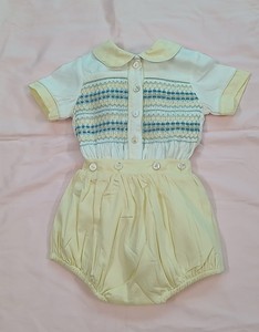 Boy Suite smocked Seda 100% Algodón tela hecha a mano - Product Image 1
