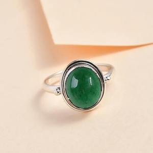 Bague Aventurine verte naturelle la plus vendue pour les femmes Bague en cristal de guérison ou utilisation de la positivité et du bien-être disponible à la vente - Product Image 2