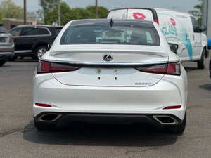 Pristine Clean สำหรับ2024 Lexus ES 350 - Product Image 2