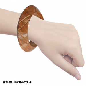 Brazalete de Madera Natural Hecho a Mano, Brazalete de Madera Grueso Tallado Geométricamente para Mujer, Joyería Minimalista Ecológica - Product Image 4