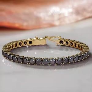 Boucle de diamant coupe ronde noire Bracelet en diamant cultivé en laboratoire Moissanite pour cadeau d'anniversaire et filles - Product Image 4