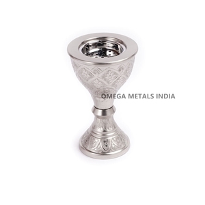 Elegante Quemador de Incienso Árabe de Acero Inoxidable con Acabado Dorado, Diseño de Estrella para Decoración del Hogar y Majlis - Product Image 6