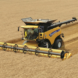 Moissonneuse-batteuse d'occasion, machine agricole robuste pour une récolte efficace des cultures - Product Image 6