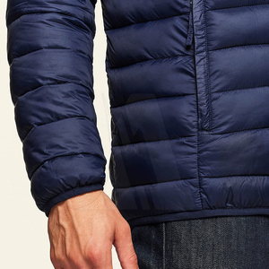 Vestes d'hiver unies et chaudes pour hommes 2025 Dernière mode décontractée Slim Fit couleur personnalisée Veste à capuche pour hommes - Product Image 5