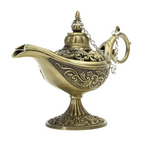 Lampe magique décorative finition or Porte-encens Parfait pour les cadeaux de pendaison de crémaillère et les décorations de célébrations festives - Product Image 1
