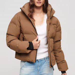 Nuevo diseño Zip up Windbreaker Down Chaquetas Logotipo personalizado Winter Bubble Jacket Mujer Chaqueta acolchada - Product Image 4