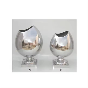 Juego de 2 adornos decorativos ecológicos de color plateado, diseño clásico, para sala de estar y dormitorio, florero decorativo de esquina - Product Image 4