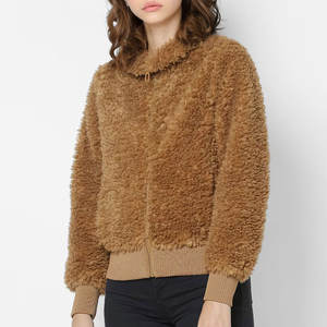 Lâche ajusté meilleure vente Article femmes Sherpa polaire à capuche prix de gros fermeture éclair Look mode basique Sherpa polaire veste - Product Image 2