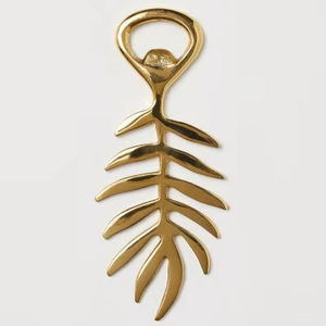 Abridor de Botellas de Metal Simple Diseñado para un Uso Sencillo sin Mecanismos Complejos - Product Image 1