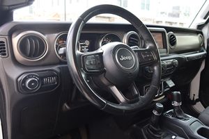 Jeep Wrangler Sport 4x4 2020 d'occasion, 1 propriétaire, turbocompressé, 4 cylindres, modifications tout-terrain - Product Image 4