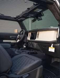 Bronco Clásico Moderno de Alto Rendimiento, Usado, Origen Estadounidense, Gasolina, Manual, 180 Km/h, 2500 GVW, en Venta - Product Image 3