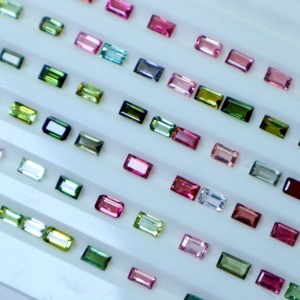 ทัวร์มาลีน3X5 Baguette ตัดหลวมอัญมณีหลายสีสำหรับการทำเครื่องประดับ - Product Image 1