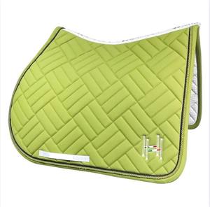 Meilleur fournisseur en gros de tapis de selle de compétition de luxe élégants et de qualité supérieure, tapis de selle équestres personnalisés élégants - Product Image 1