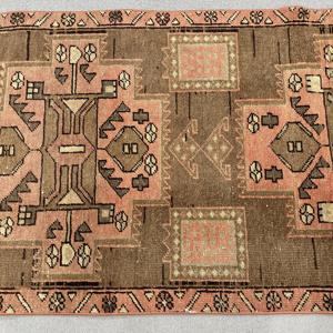 Alfombra Vintage de 2.6x10.4 pies, Alfombra Oriental Turca Marrón - Product Image 3