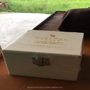 Coffret cadeau d'aromathérapie de haute qualité emballé dans de belles boîtes