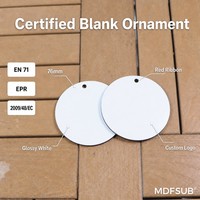Adorno Navideño Colgante para Árbol de Navidad, Certificado EN71, 76x76mm, 3mm de Grosor, Sublimación UV, Blanco Brillante con Cinta Roja, Adorno de MDF, MDFSUB