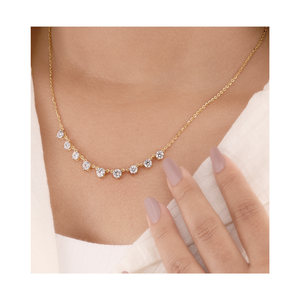 Collier de luxe en diamant avec pierres taille brillant, accessoire parfait pour les femmes lors d'occasions spéciales - Product Image 4