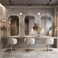 Station de barbier moderne de luxe en bois doré et noir avec miroir pour salons de beauté et de coiffure commerciaux