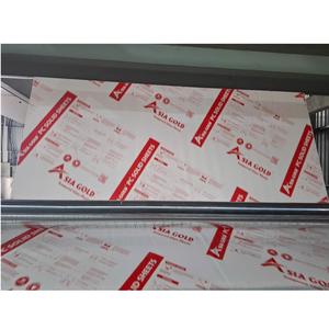 Nueva película protectora de PE transparente de 1000m de longitud, moldeo por soplado, impresión calcográfica, película de protección lisa de dureza suave, película plástica - Product Image 5