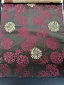 Tela Brocada Floral de Poliéster Jacquard Satinado Ultra Suave 100% de Fabricantes, Secado Rápido, Transpirable, con Hilo Metálico, para Prendas de Diseñador, Mediana - Product Image 2