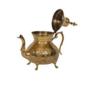 Tetera de Latón Martillado de Estilo Real, Acabado Mate de Latón Puro, para Servir Té y Café, Regalos Taluka, Material Metálico - Product Image 5