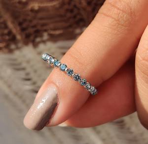 Anillo de boda con diamante azul de 1.00 quilates en estilo de punta compartida para mujer, joyería de plata 925 - Product Image 1