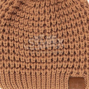 Winter Warm Knitted Bobble Beanie Hat Custom Logo Bobble Hat For Men And Women Custom Logo Bobble Beanie Hat - Product Image 6