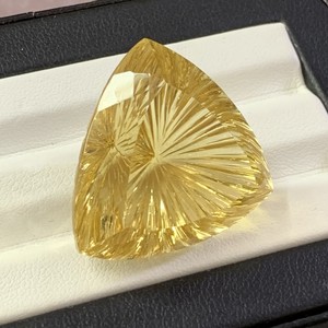 ลูกแพร์ตัดเหลี่ยมเพชรพลอยควอตซ์ธรรมชาติที่สวยงามเอฟเฟกต์การเปลี่ยนสี - Product Image 2