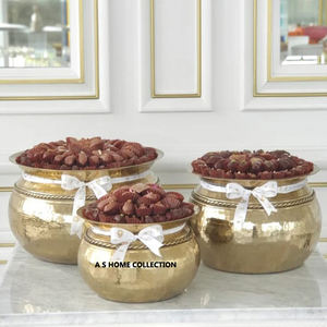 Tazón dulce de diseñador decorativo para bodas con soporte Artículos al por mayor de metal con acabado dorado Perfecto para regalar - Product Image 6