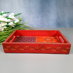 Plateau en bois artisanal moderne pour le thé et les collations servant l'art décoratif maison table à manger cuisine cadeau de mariage pour Noël - Product Image 5