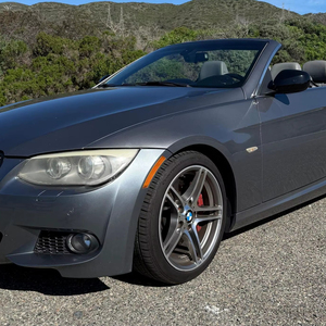 BMW 335IS Cabriolet d'occasion 2011, conduite à gauche/droite - Product Image 1