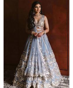 Lahenga y Choli nupciales paquistaníes al por mayor con bordado y trabajo de espejo para ropa de fiesta de boda de lujo - Product Image 4